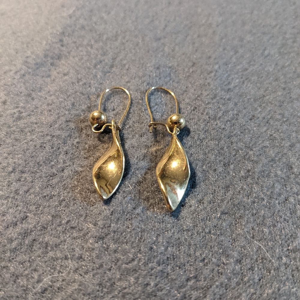 💗3/$15 Gold plated earing